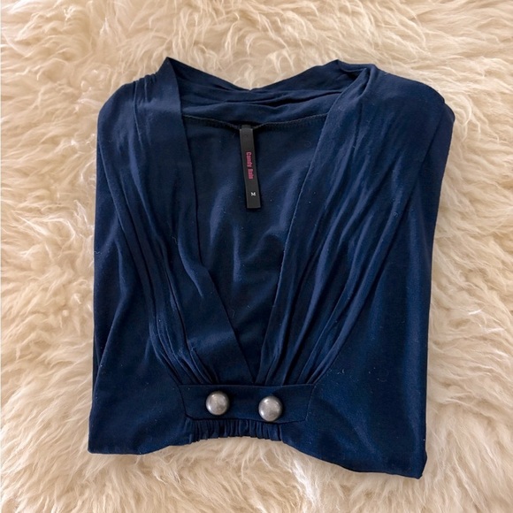 Navy Blue Deep V-Neckline Pleated Front Pullover Tee Top Blouse - Picture 4 of 4